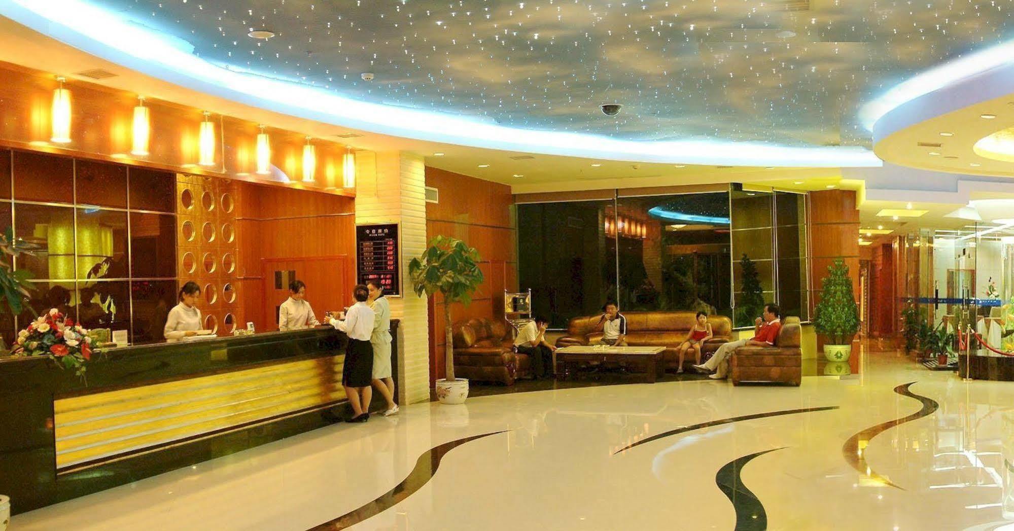 Jiujiang Futai 118 Hotel Rainbow Dış mekan fotoğraf